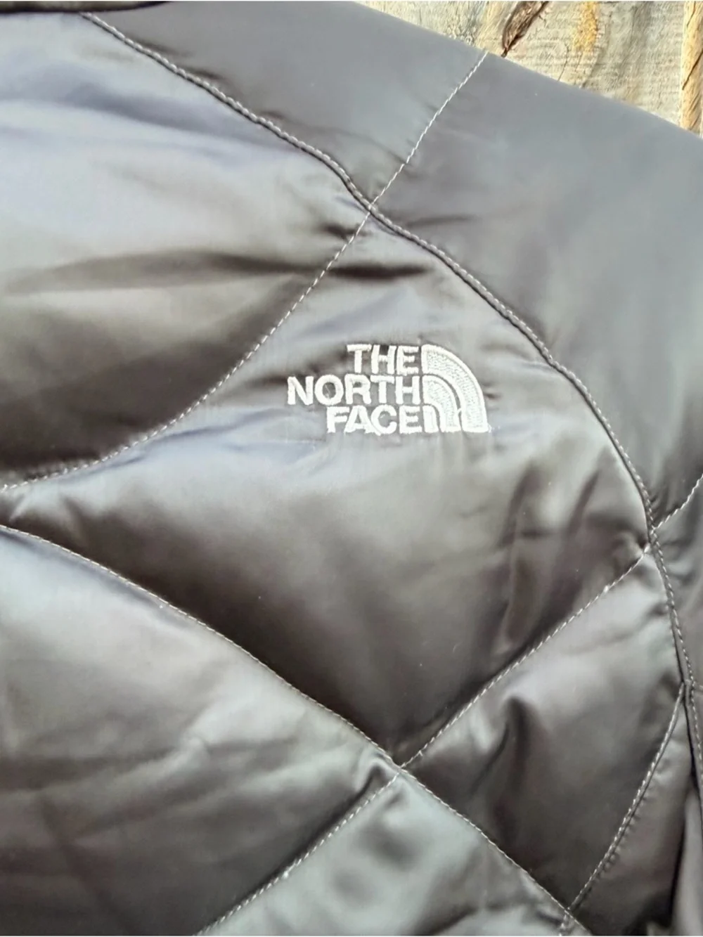The North Face Black Quilted Puffer coat. Size small - Picture 11 of 13